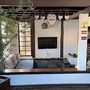 https://pousada-cores-da-passarela.hotelsportoseguro.com